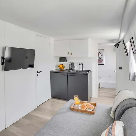 Apartment Serenty - 1br - Cozy Flat Near Le Marais Paris